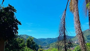 2 piscine all'aperto