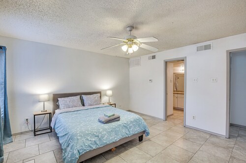 Inviting Dallas Condo < 2 Mi to Northpark!