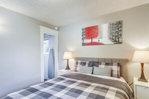 House (2 Bedrooms) | Interior