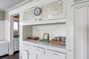 House (2 Bedrooms) | Interior - Walkable Queen Anne Cottage < 1/2 Mi to Kerry Park (Seattle)