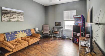 Albuquerque Home w/ Private Hot Tub: Pets Welcome
