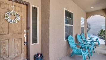 House (3 Bedrooms) | Interior