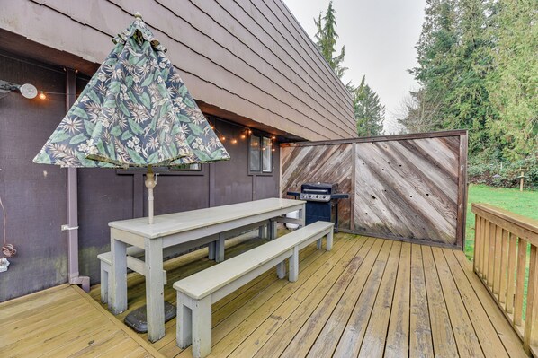 Apartment (2 Bedrooms) | Front of property