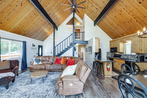 Serene Cabin Retreat Between Murphys & Arnold