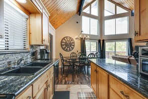 Nhà (4 Bedrooms) | Nội thất