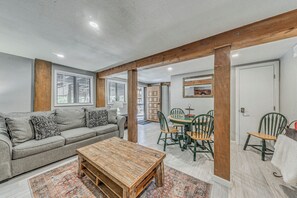House (4 Bedrooms) | Interior - Ruidoso Retreat w/ Mtn Views ~ 20 Mi to Ski Apache (Ruidoso)