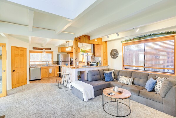 Casa (2 Bedrooms) | Interior