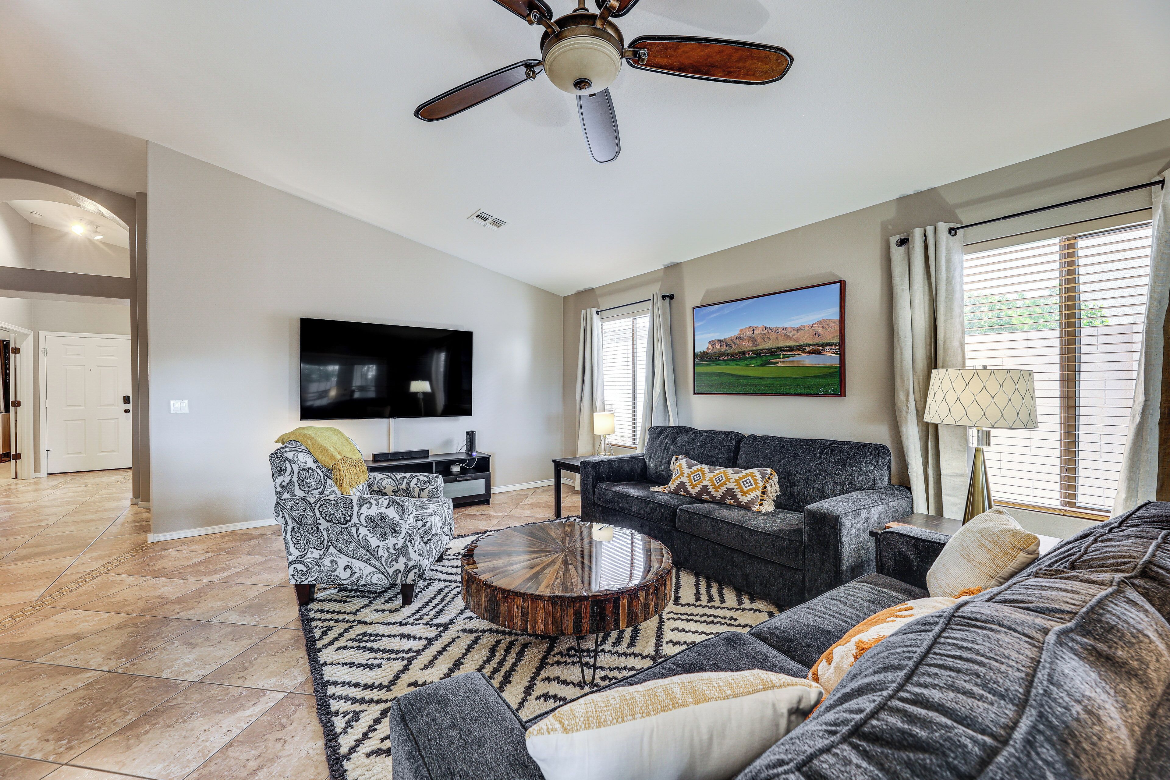 House (3 Bedrooms) | Front of property