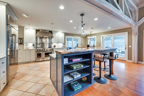 Monterey Home w/ Hot Tub, Pool & Game Room!