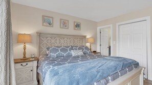 2 bedrooms, desk, laptop workspace, iron/ironing board - Kiana's Beach Retreat 2 Bedroom Condo by RedAwning (Myrtle Beach)