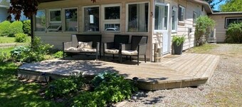 Cozy cottage rental 1 min walk to sandy beach inside unesco world biosphere!