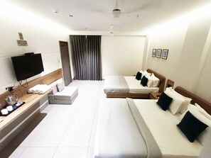 Family Room | Free WiFi - Hotel Kant by GoHotels - Near Shree Dwarkadhish Temple (Dwarka)