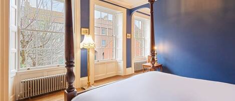 5 bedrooms, iron/ironing board, travel cot, free WiFi