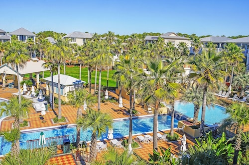 GORGEOUS 4/4 SLEEPS 10! GULF VIEW FROM 3rd FLOOR! WELL APPOINTED!! ONE BLOCK FROM BEACH ACCESS!