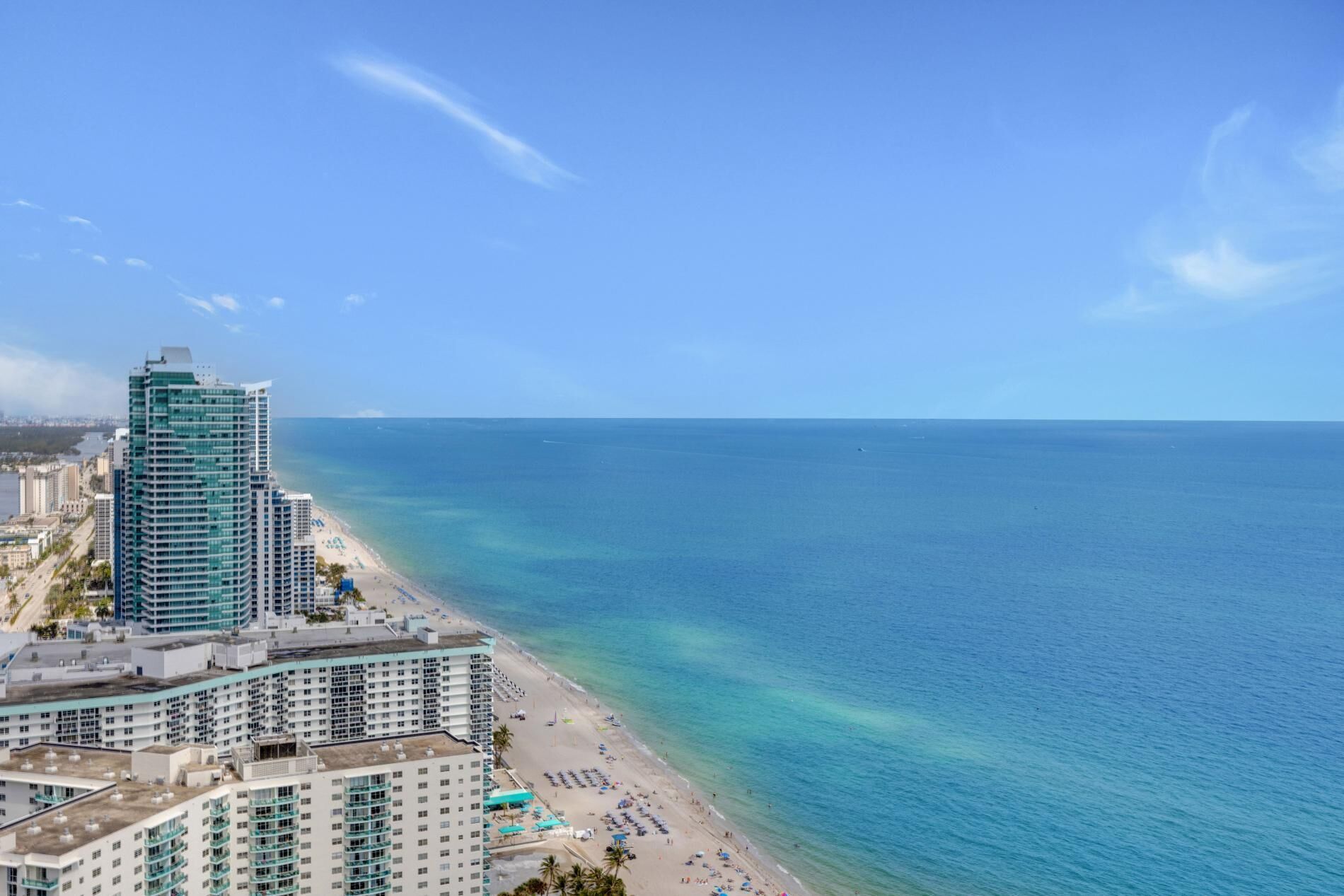 2 BR Beach condo ocean views 34th floor