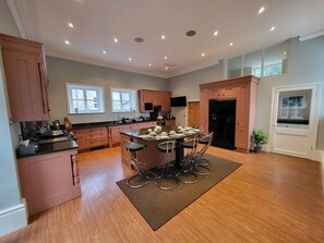Dining - Victorian stone mansion in extensive grounds overlooking Bala Lake (Bala)