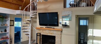Family Retreat at Conneaut Lake, PA ideal for family fun or relaxing get- away! 