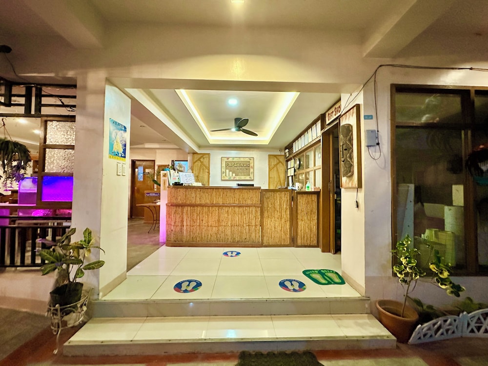 Papierus Pensionne by null