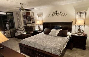 2 dormitorios, tabla de planchar con plancha, wifi y ropa de cama