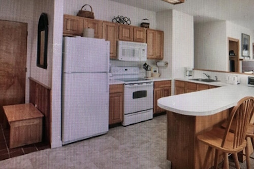 SMUGGLER'S NOTCH 3 BEDROOM DELUXE PRESIDENT'S DAY WEEK 2024