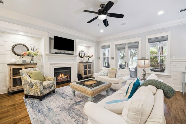 TV, fireplace, offices