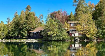 PINE COTTAGE: Pristine Echo Lake in the NEK of Vermont. Family and pet friendly!