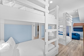 6 dormitorios, tabla de planchar con plancha, wifi gratis y ropa de cama