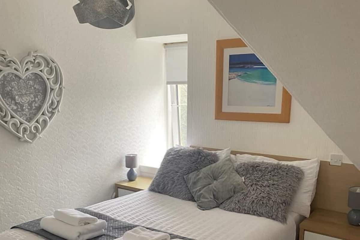 Double Room (Private External Bathroom) | Individueel gedecoreerd, individueel gemeubileerd, gratis wifi