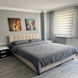 Basic Double Room, 1 Double Bed, Smoking, City View | Bathroom | Free toiletries, hair dryer, slippers - GRAND WHİTE SUİT OTEL (Sivas)