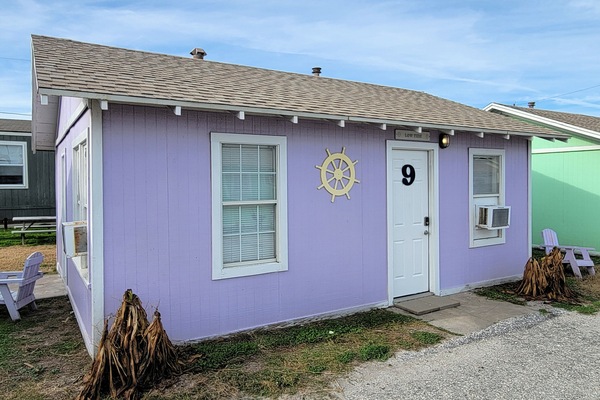 Welcome to Low Tide (Cottage #9) at Double Barr--a 1 BR/1 bath cottage.