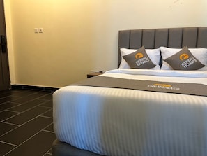 Individually decorated, individually furnished, free WiFi - Cereno Homes Accra (Accra)