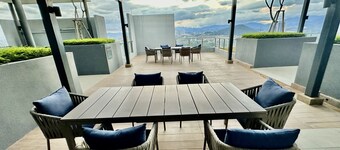 Neu Suites by Moonlight 