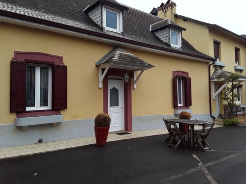 Appartement Indépendant à la Ferme, Proche des Montagnes