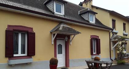 Appartement Indépendant à la Ferme, Proche des Montagnes
