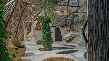 Honeymoon Room, 1 Bedroom | Premium bedding, free WiFi, bed sheets