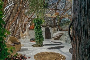 Honeymoon Room, 1 Bedroom | Premium bedding, free WiFi, bed sheets