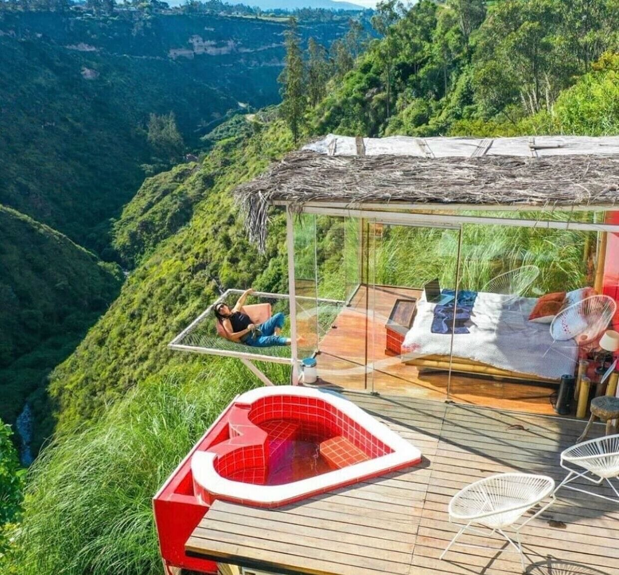 Signature Villa | Premium bedding, free WiFi, bed sheets