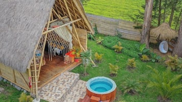 Family Cabin | Premium bedding, free WiFi, bed sheets