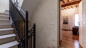 Interior - Dimora Piazza Martiri | A/C WiFi FS Station-Center (Carpi)