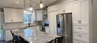 Heise Hot Springs Gathering Place sleeps 30+ w/Hot tub