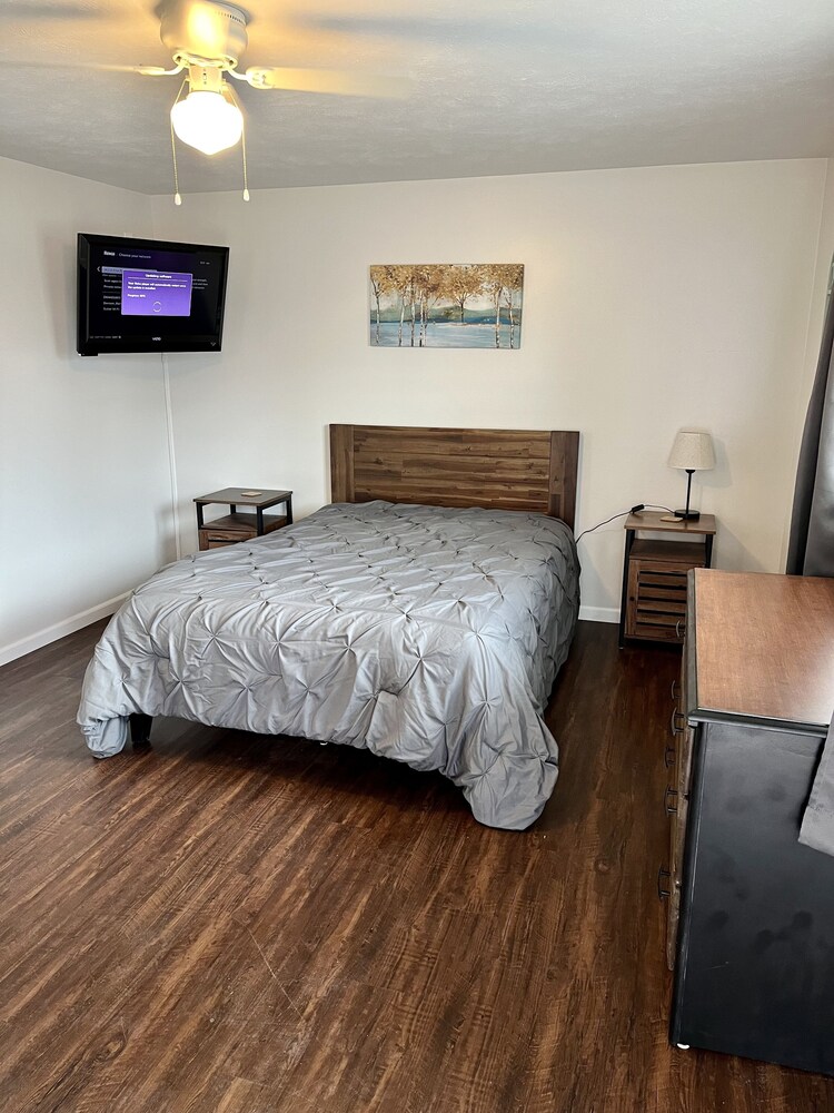 WilOPaw Resort Unit 6 Paw Paw Lake Vrbo