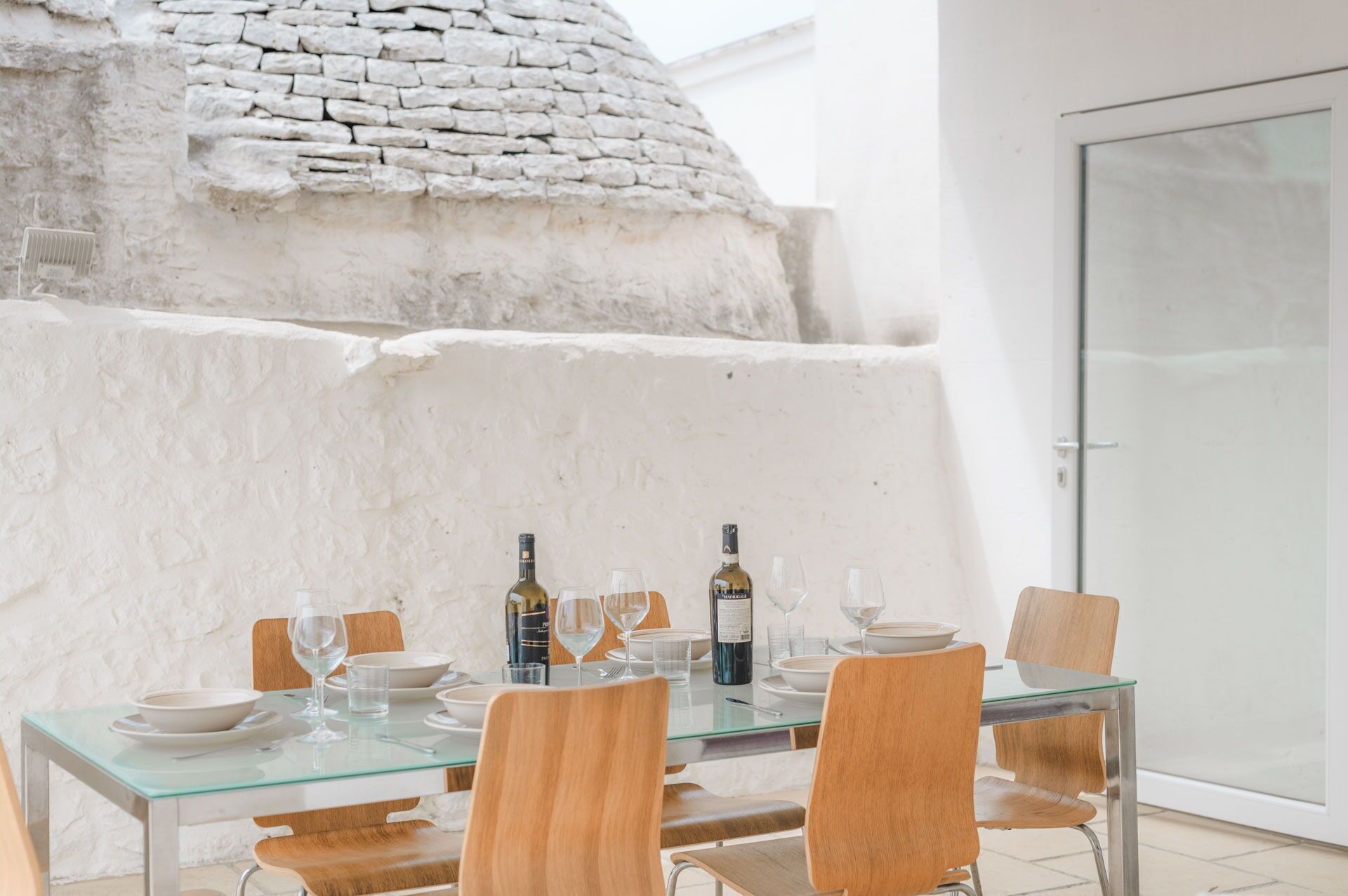 تناول الطعام بالخارج