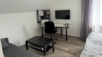 1 Schlafzimmer, Schreibtisch, Bügeleisen/Bügelbrett, kostenloses WLAN