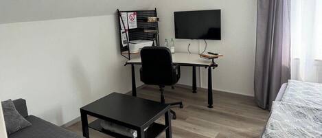 1 chambre, bureau, fer et planche Ă repasser, accĂšs au Wi-Fi (inclus)
