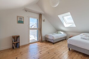 4 camere, ferro/asse da stiro, Wi-Fi gratuito, lenzuola