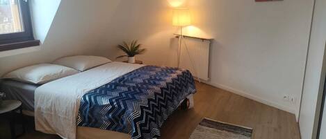 1 Schlafzimmer, Bügeleisen/Bügelbrett, kostenloses WLAN, Bettwäsche