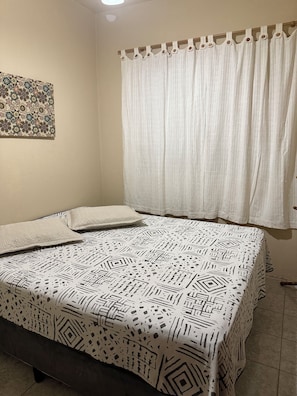 3 bedrooms, iron/ironing board, travel cot, free WiFi