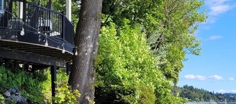 Bainbridge Island Pebble Garden Villa Waterfront