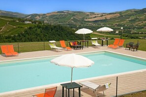 Pool - Villa Camelia - Private villa with pool (Montelparo)