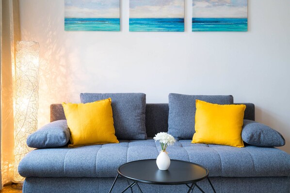 TV - Vienna Residence, Herbststraße - Ottakring #6402 (Vienna)